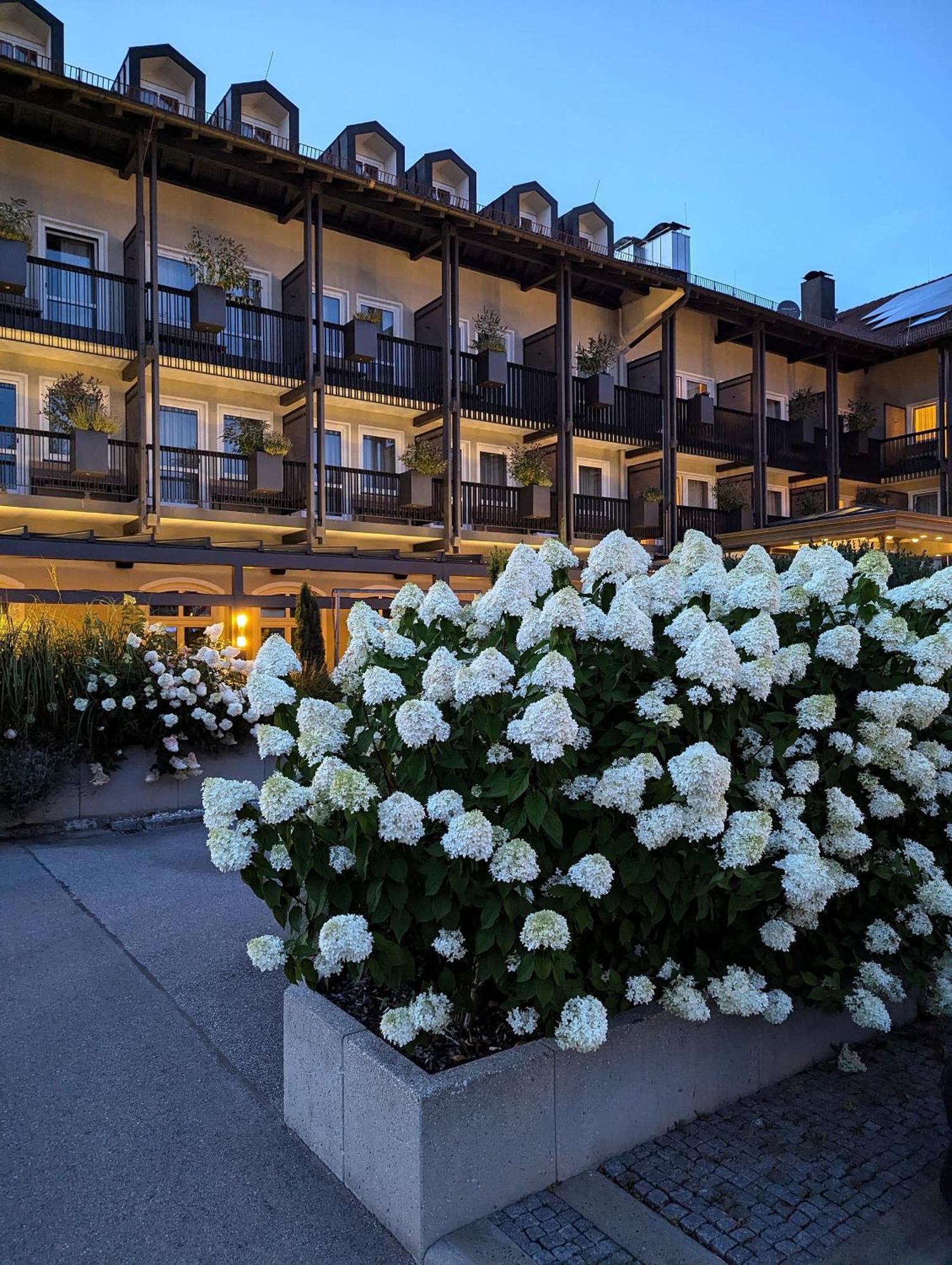Bauer Hotel Und Restaurant Feldkirchen  Exterior photo